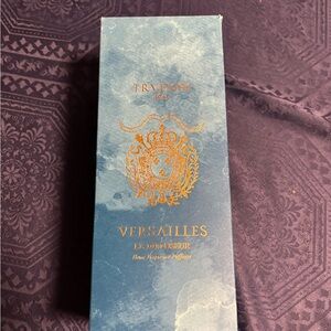 Versailles Blue Diffuser